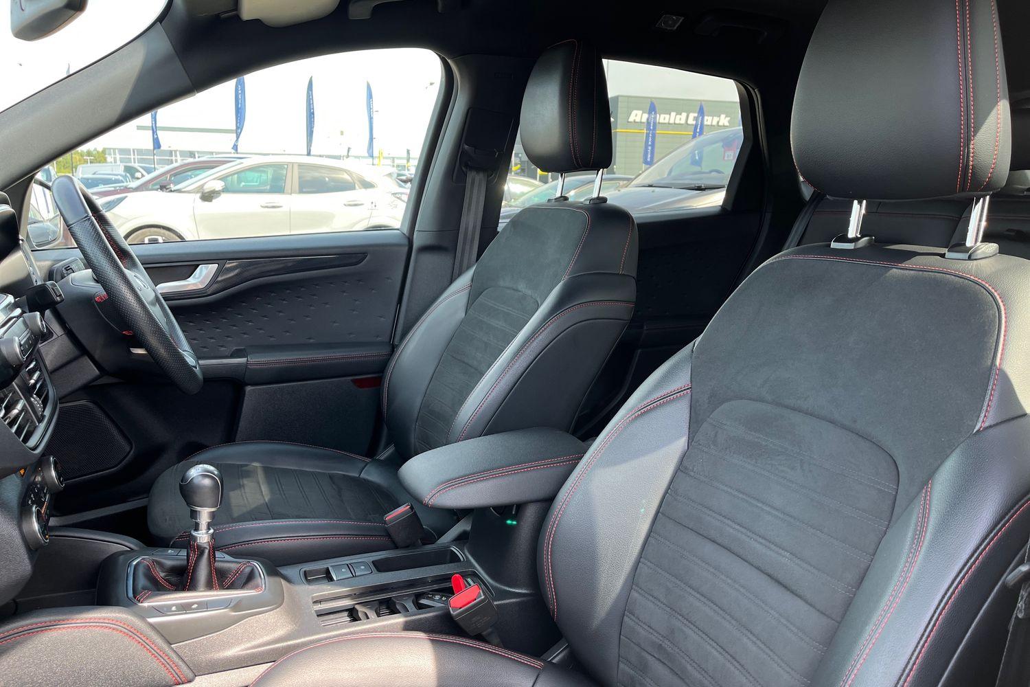 Ford Kuga Photo 18