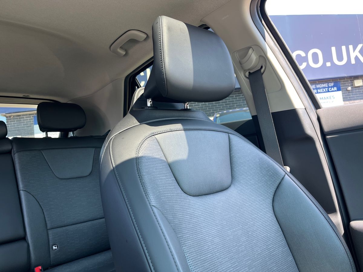 Kia Niro Photo 37