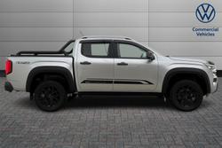 VOLKSWAGEN Amarok Photo 4