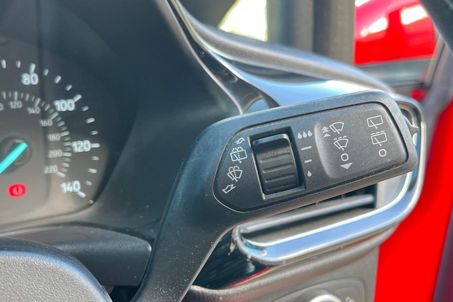 Ford Fiesta Photo autoimg-b44b761a41660aad7965ce95d645b3a5d3ceeb38.jpg