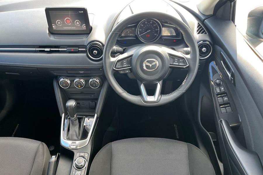 Mazda 2 Photo autoimg-b44f93fed2d1952b791247d62543be776be849e8.jpg