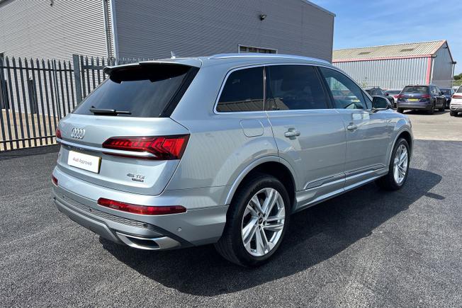 Audi Q7 Photo 24