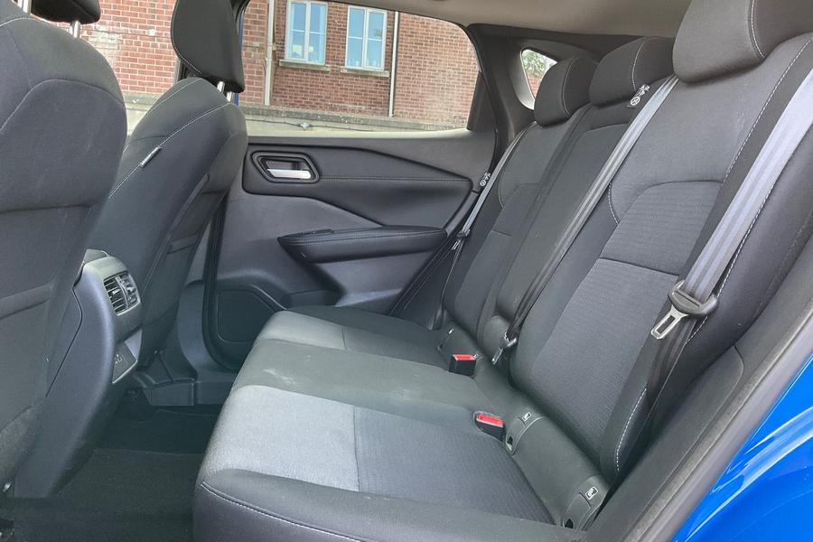Nissan QASHQAI Photo autoimg-b4533815527d0b194ccbec08574780e17f64db8c.jpg