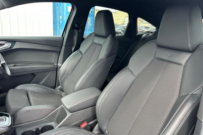 AUDI Q4 E-Tron Photo 38