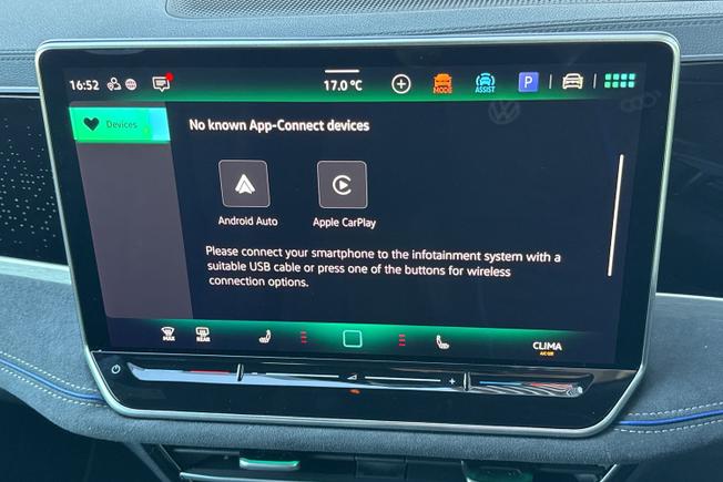 VOLKSWAGEN Passat Photo 22