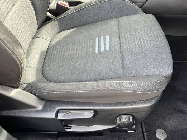 Ford Focus Photo autoimg-b45da43d720f1c8c88d61c57d315989653169901.jpg
