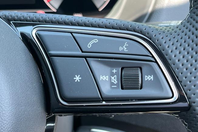 Audi Q2 Photo 17