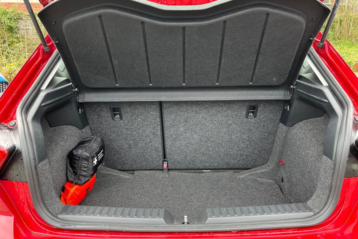 SEAT Ibiza Photo 20