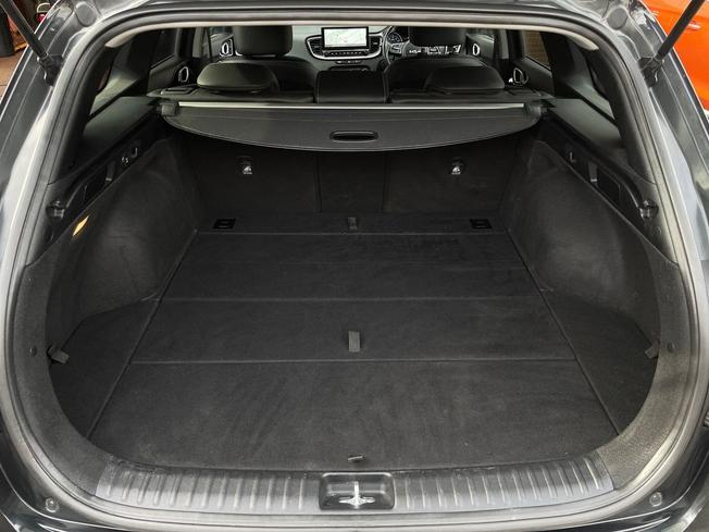 KIA Ceed Photo 12