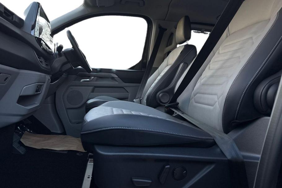 Used Ford E-TOURNEO CUSTOM 9