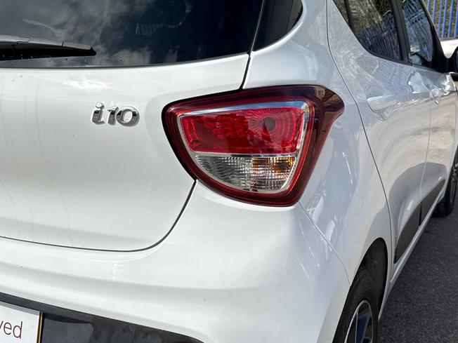 HYUNDAI i10 Photo 18