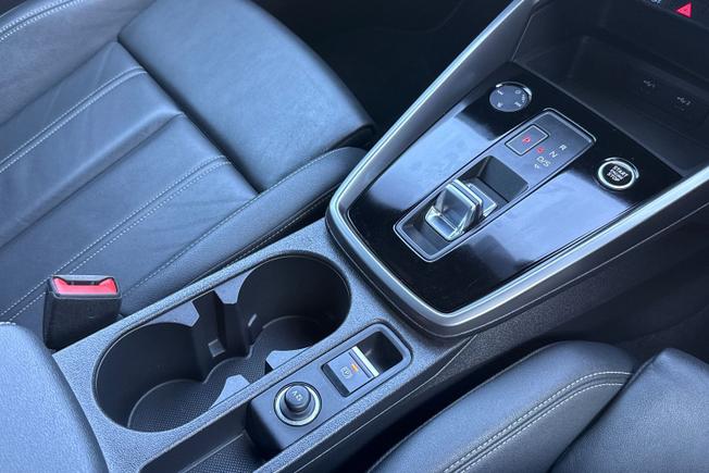 AUDI A3 Photo 37