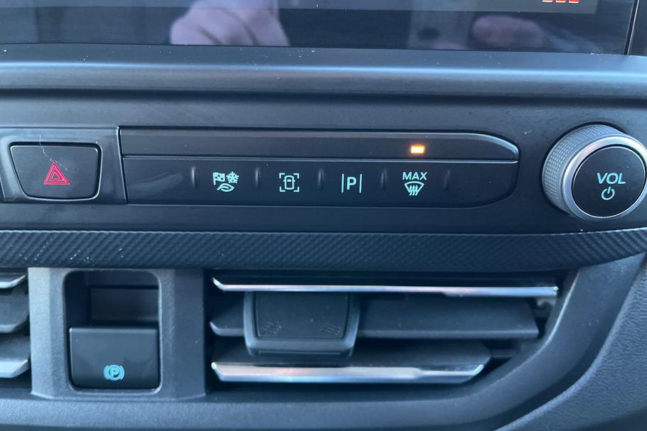 Used Ford TRANSIT CUSTOM 15