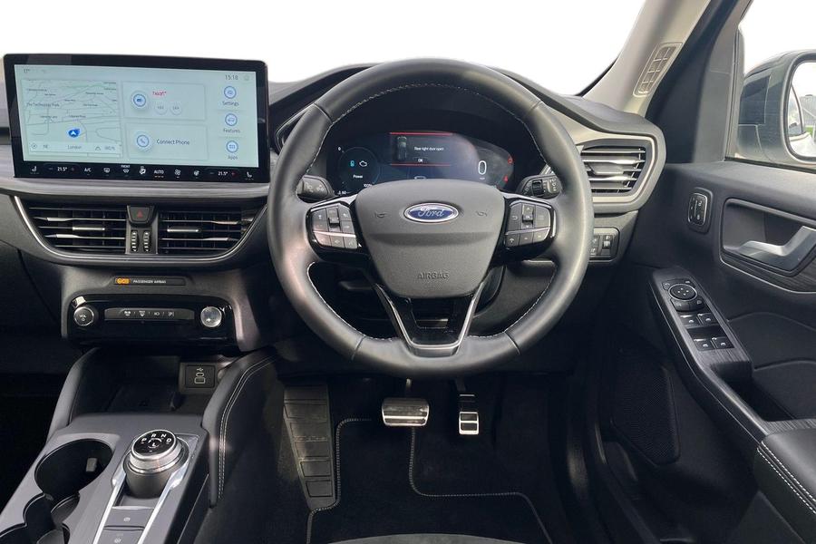 Ford Kuga Photo autoimg-b466de9cbbe5c5dbd59573b350a96152df2f0e7a.jpg