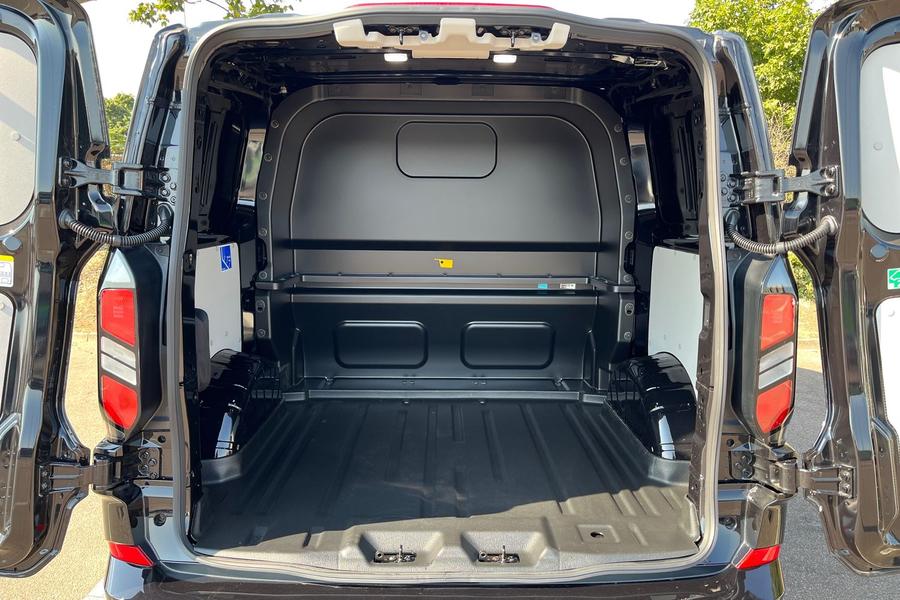 Ford Transit Custom Photo autoimg-b468a04496139557780ec2c248b8e2b745059c2b.jpg