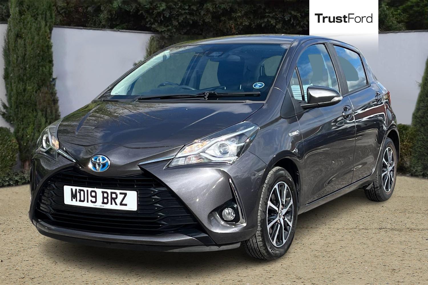 Toyota Yaris Photo 4