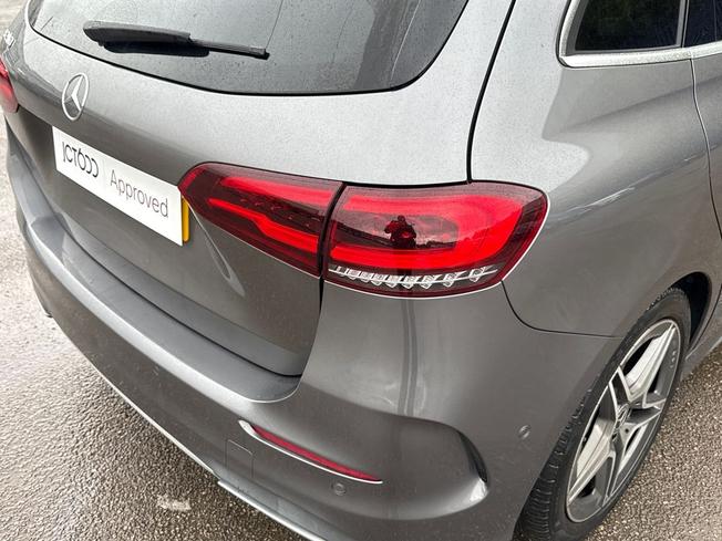 MERCEDES-BENZ B Class Photo 23