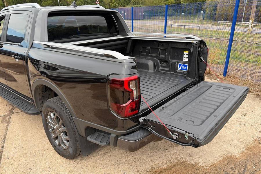Ford RANGER Photo autoimg-b469ee9aae1722ade8411844c44f6a542a297fcf.jpg