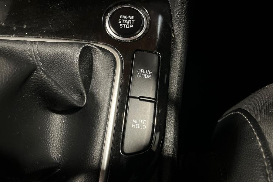 Kia SPORTAGE Photo autoimg-b46ab2db3fc58c22ffcef50f3265513481fb1a7d.jpg