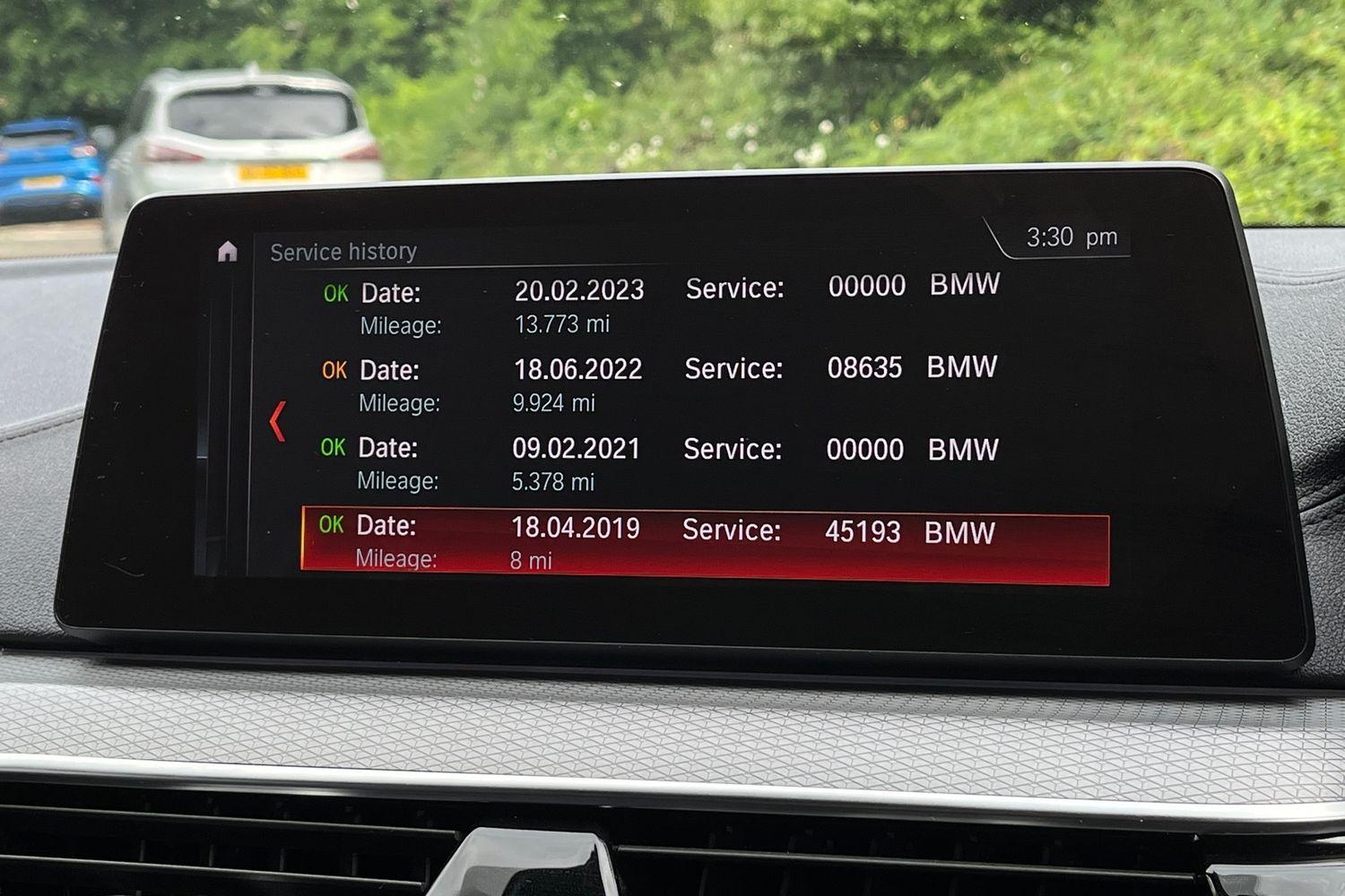 BMW 5 Series Photo 28