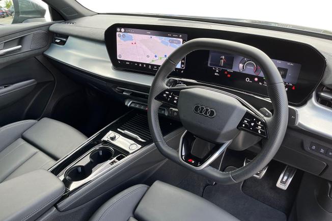 AUDI Q3 Photo 6