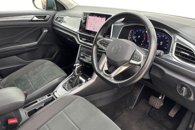 VOLKSWAGEN T-Roc Photo 6