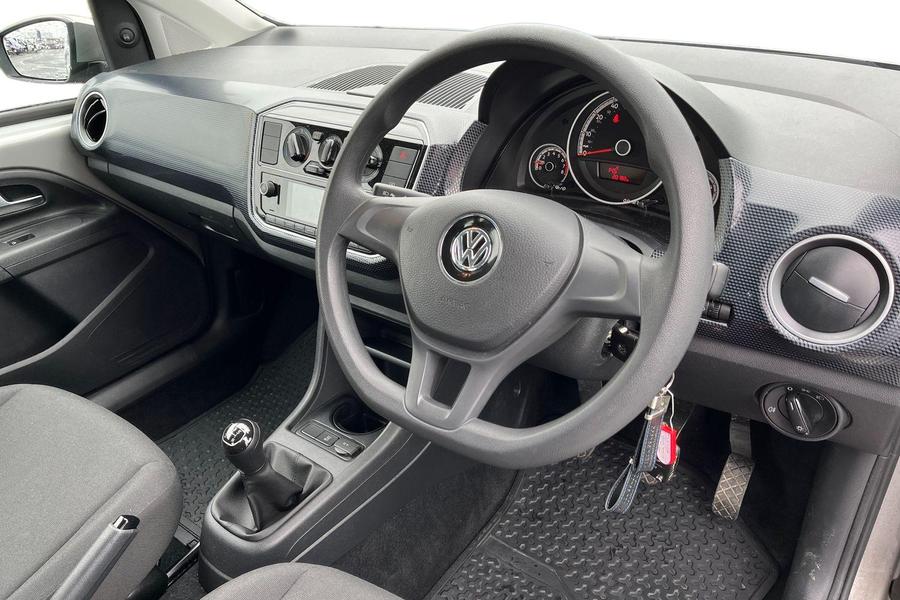 Volkswagen UP Photo autoimg-b472f1e8bef3d00c6f6768d0556c2082cd757b18.jpg