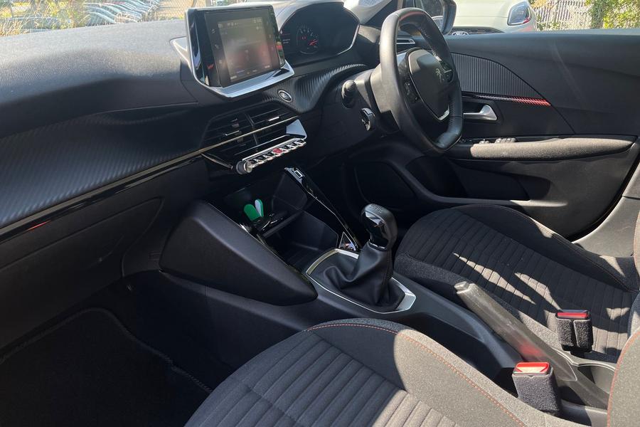 Peugeot 208 Photo autoimg-b474ee599ec6a79e93e1a0c8403bb8ff72993897.jpg