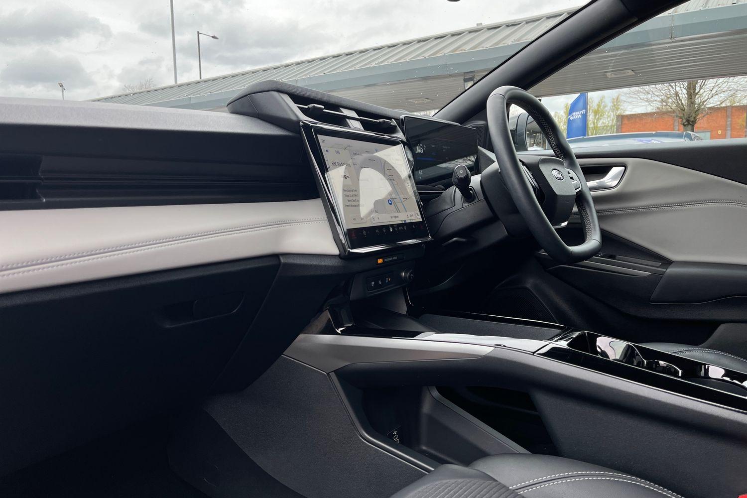 Ford Puma Gen-E Photo 17