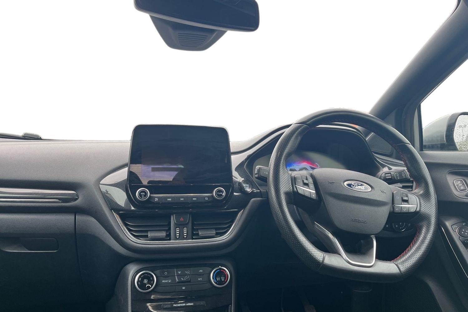 Ford PUMA Photo 9