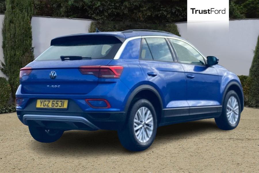 Volkswagen T-ROC Photo autoimg-b483335a806770c078ee53a334be12d90ae2b223.jpg