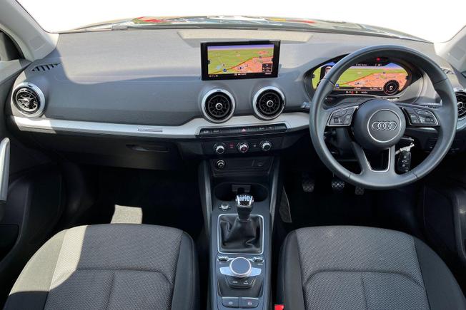 AUDI Q2 Photo 10