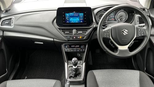 Suzuki SX4 Photo autoimg-b48ac2777c147864c97dae5b5ff33c9d9282f0b2.jpg