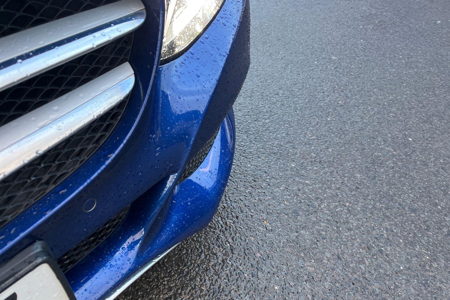 Mercedes-Benz C CLASS Photo 23