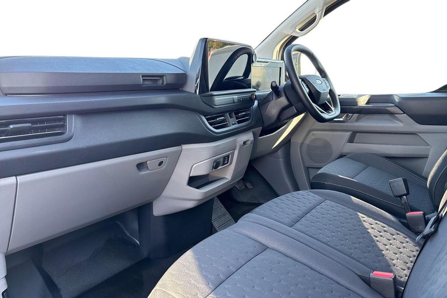 Ford TRANSIT CUSTOM Photo autoimg-b499ae1f1152a84e043913e6578104bc3a88f485.jpg