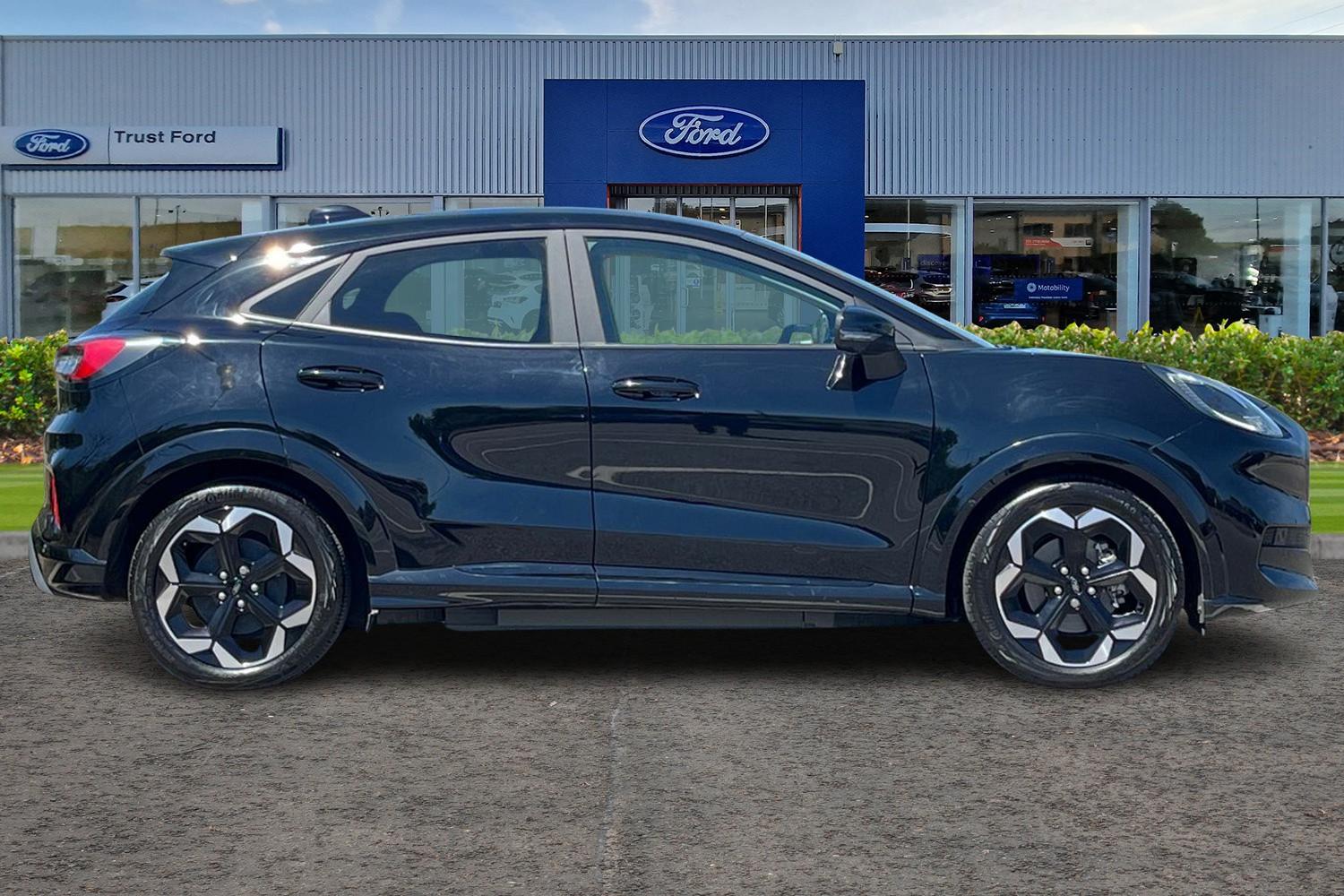 Ford Puma Gen-E Photo 2