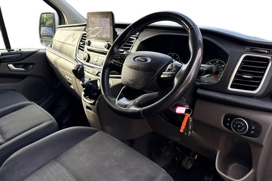 Ford TRANSIT CUSTOM Photo autoimg-b49f72086b47bdbaadf98676c48dfe402b54497d.jpg