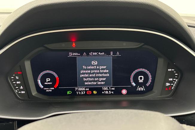 Audi Q3 Photo 15