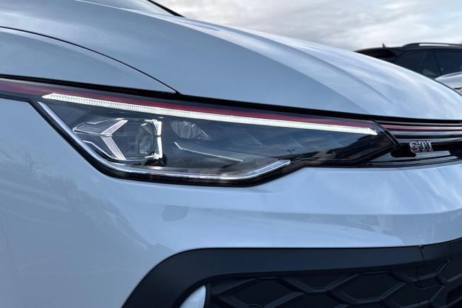 Volkswagen Golf Photo 19