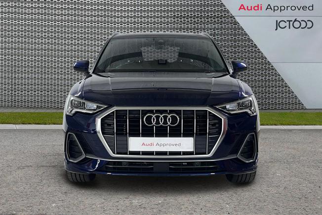 Audi Q3 Photo 8