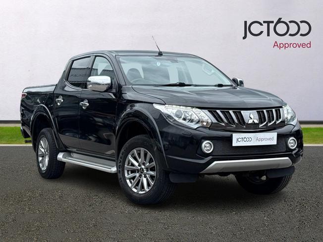 MITSUBISHI L200 Photo 1
