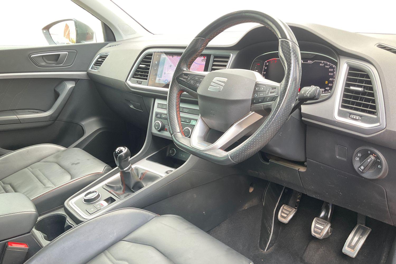 SEAT ATECA Photo 8