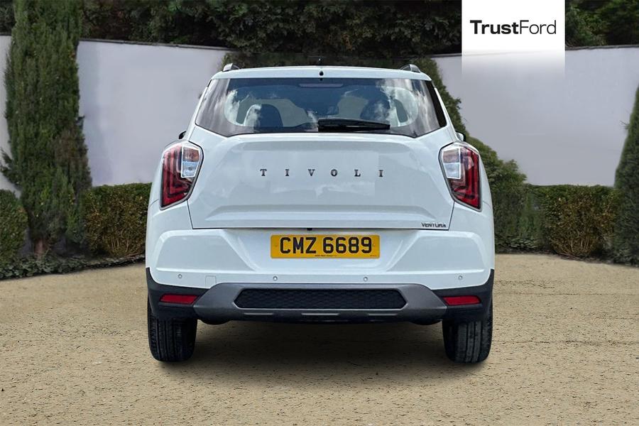 SsangYong TIVOLI Photo autoimg-b4abe3d782276decfec84ab847f144cd37f6bdc3.jpg