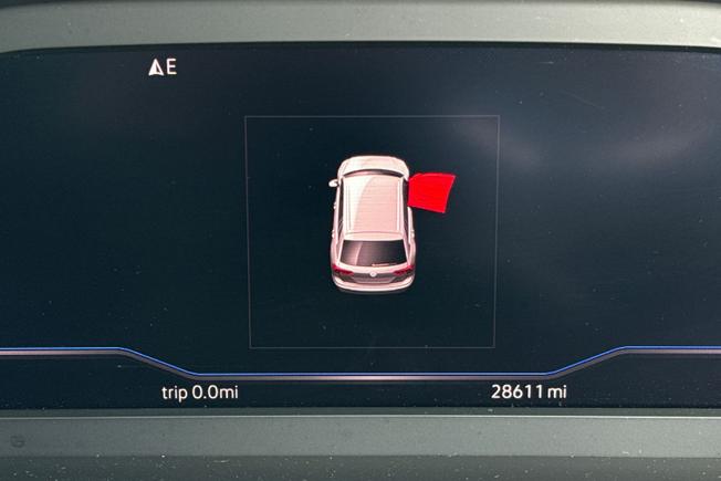 VOLKSWAGEN Tiguan Photo 15