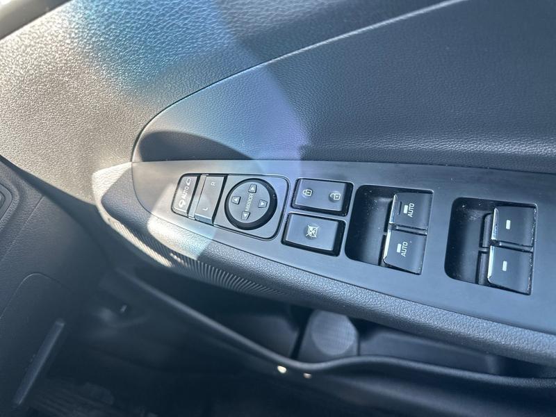Used Hyundai TUCSON NX21YVF 24