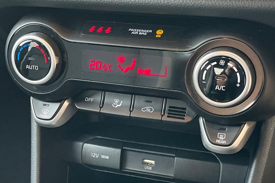 Kia PICANTO Photo autoimg-b4afb53189f49e955ae698fb2d812e6ad0e74bed.jpg