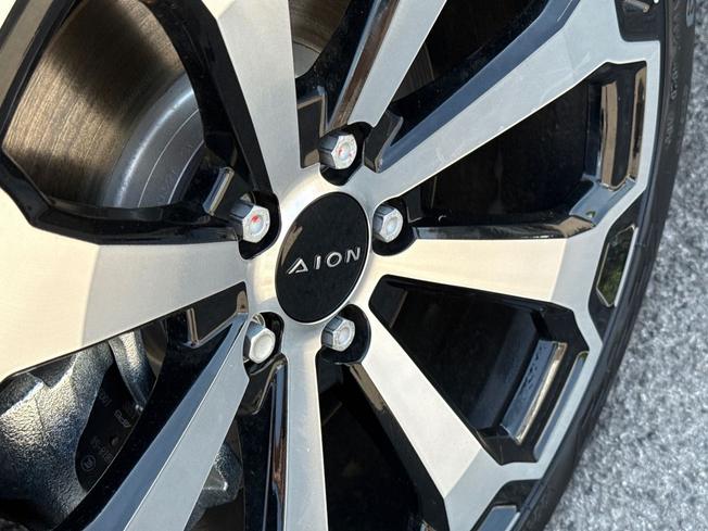 AION V Photo 31