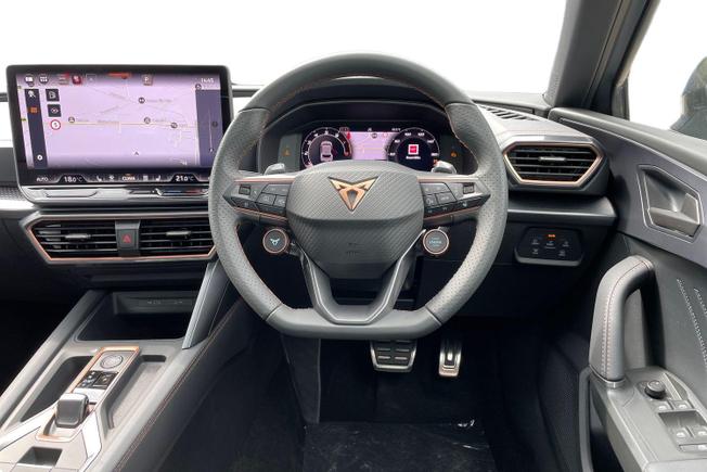 CUPRA Leon Photo 11