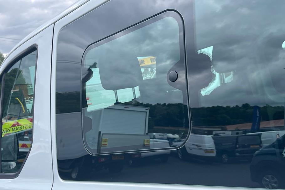 Used Ford TRANSIT CUSTOM YR73DKL 32