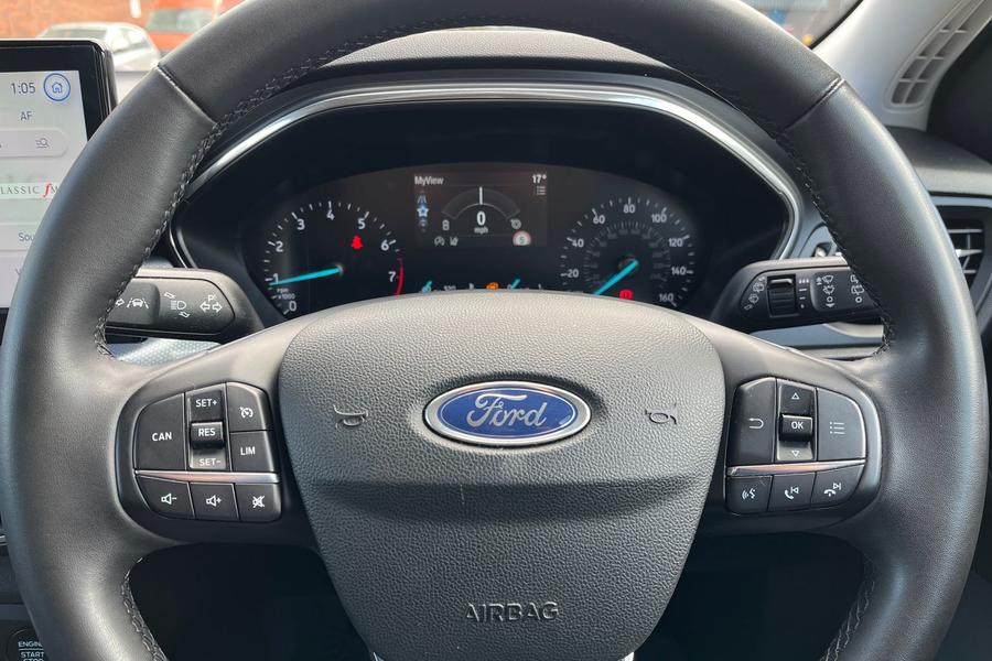Ford Focus Photo autoimg-b4b96418f8b606ec193cfcd4cdf2b53f6e2f3090.jpg